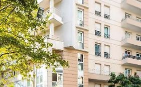 Serenity Aparthotel, La Defense - Eiffel Tower View - 5 Min Walk To Subway